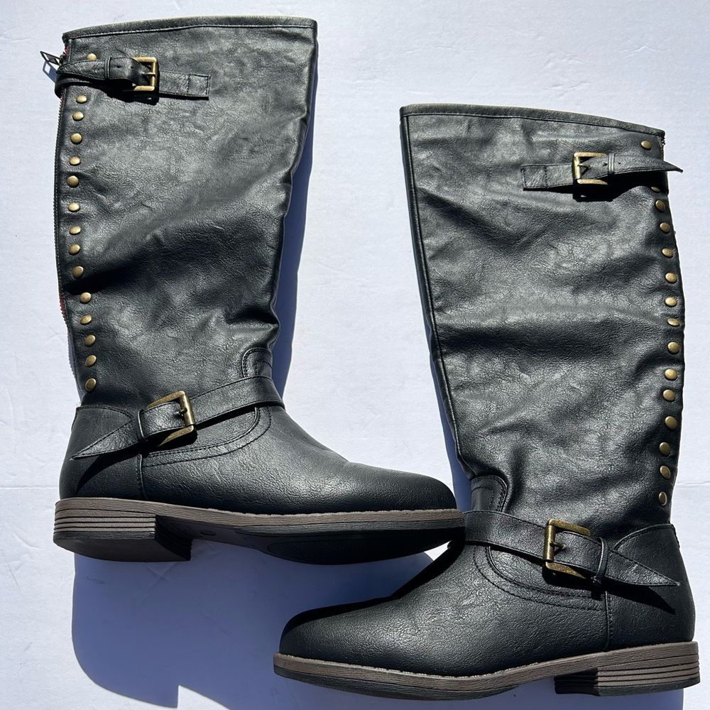 Journee Collection - Women’s Knee- High Medium Calf Boot - Size 8.5